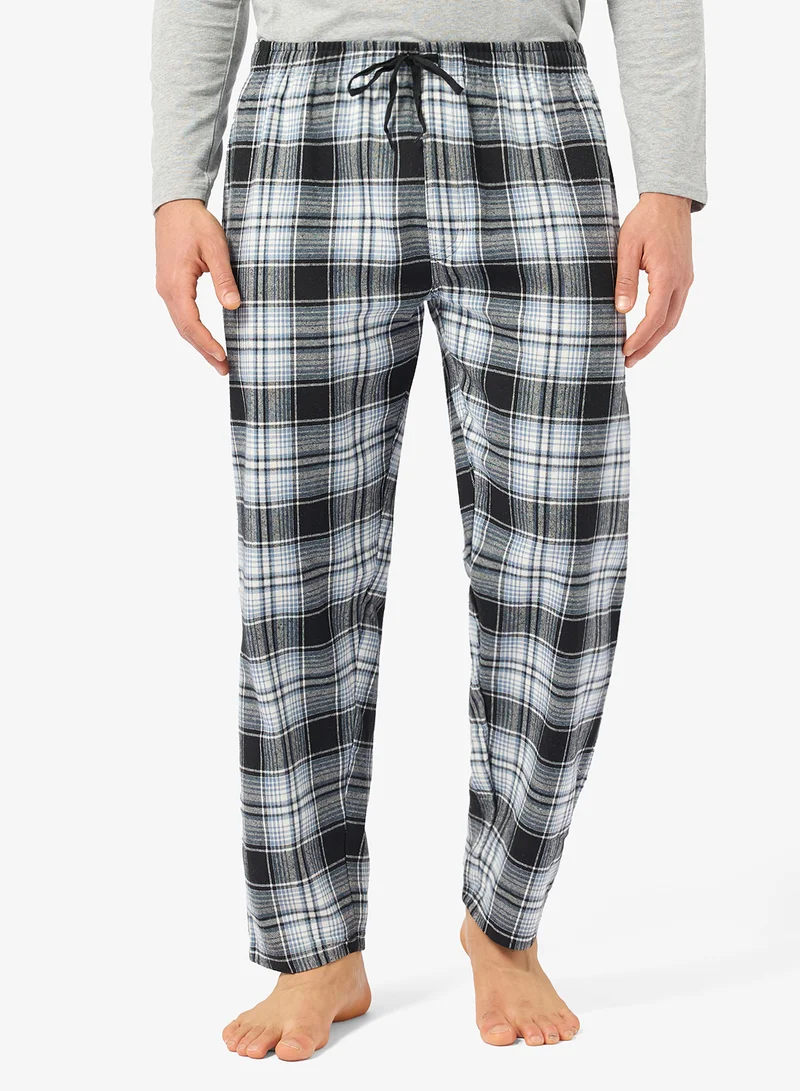 Robert Wood  Regular fit tee and Pant set for Men | Best Price UAE